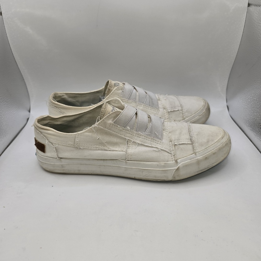 Blowfish Malibu Play Women's Size 6.5‎ White Slip On Distressed Sneakers